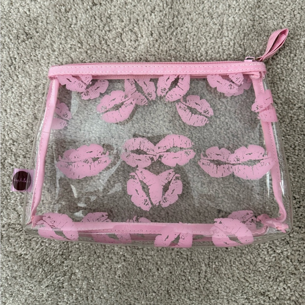 Lip Print (Kiss) Cosmetic Case | clear + pink - Picture 5 of 7